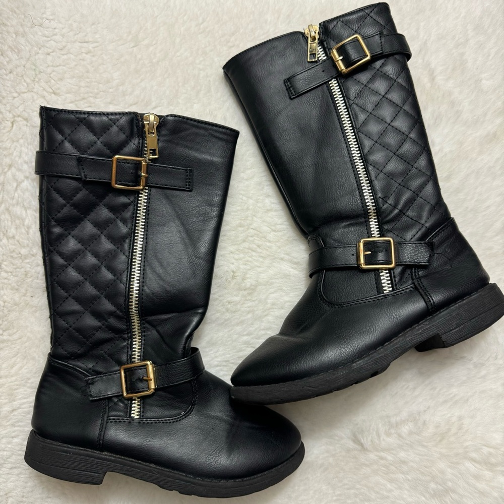 Children’s Place Toddle Girls black long boots with faux leather. Size 11.